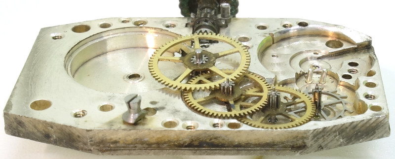 side view of the gear train AM 630: side view of the gear train