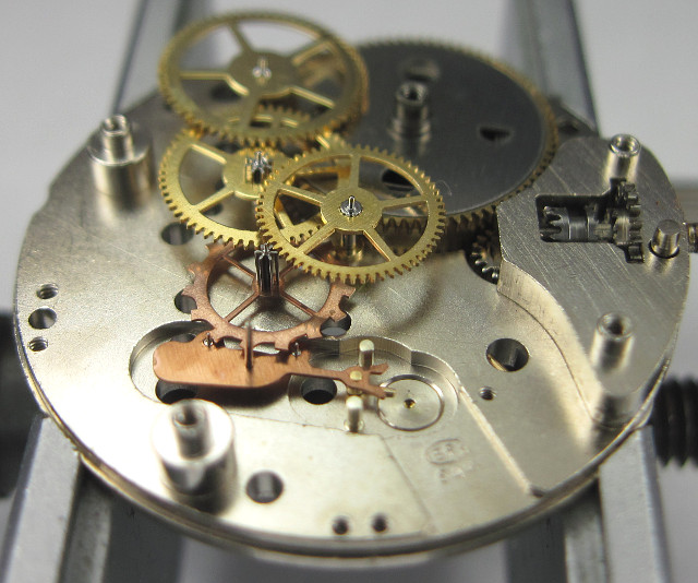 side view of the gears and trains Baumgartner 844: side view of the gears and trains