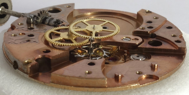 side view of the gear train Bifora 111A: side view of the gear train