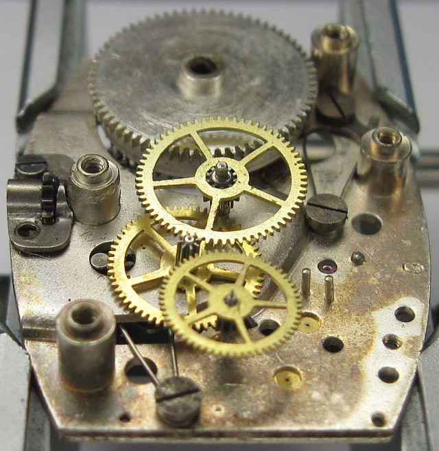 side view of the gear train Bifora 2025: side view of the gear train