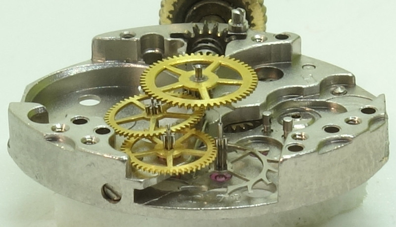 side view of the gear train DuRoWe 72: side view of the gear train