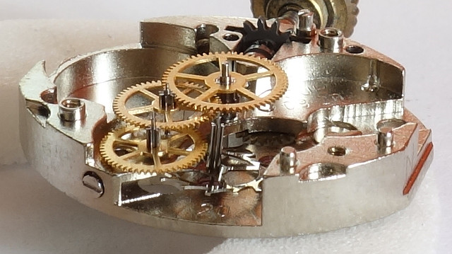 side view of the gear train GUB 09-20: side view of the gear train