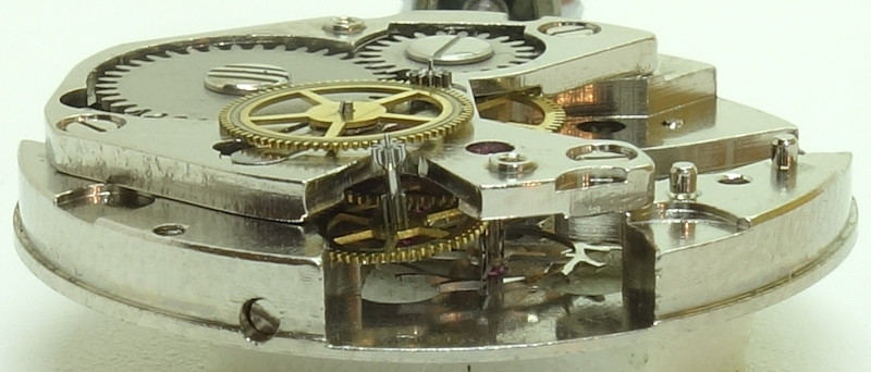 side view with center seconds Lorsa 82: side view with center seconds