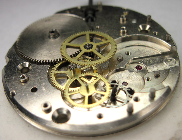 side view of the gear train Molnija 3602: side view of the gear train