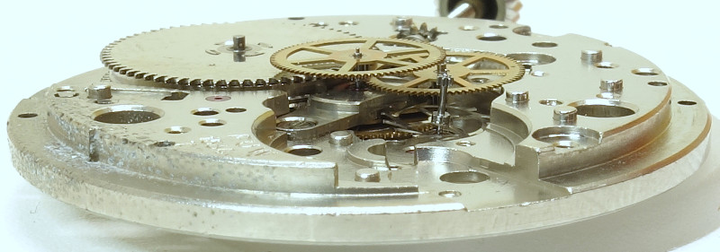 side view of the gear train PUW 1564T: side view of the gear train