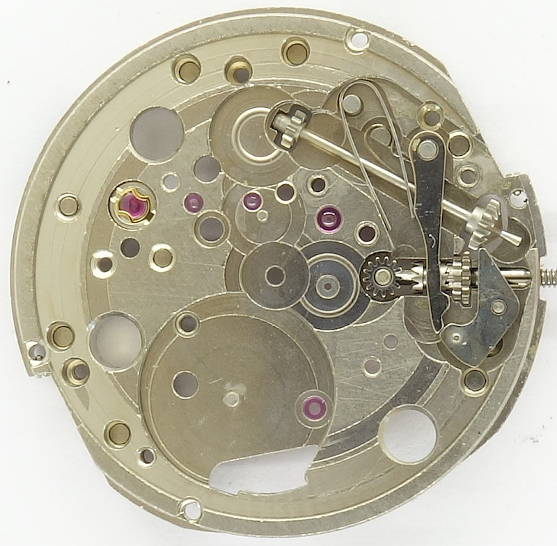 empty dial side, crown in winding position PUW 663: empty dial side, crown in winding position