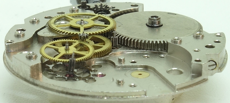 side view of the gear train Zaria 2009B: side view of the gear train